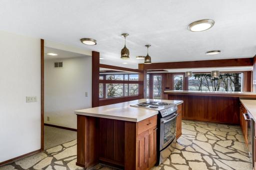 569 Quixote Avenue N, Lakeland, MN 55043