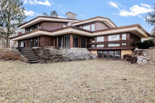 569 Quixote Avenue N, Lakeland, MN 55043