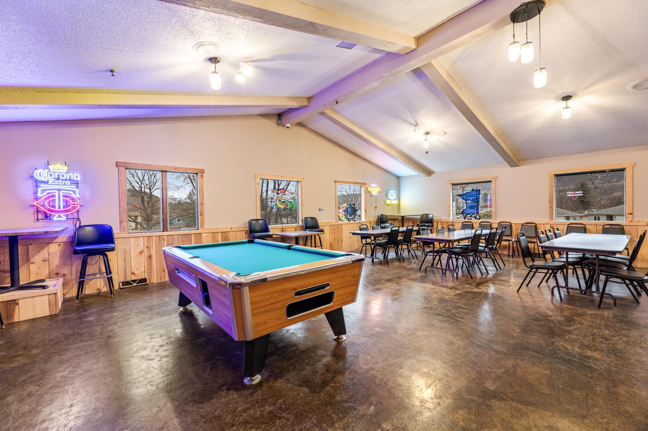 401 Rolling View Dr (15).jpg