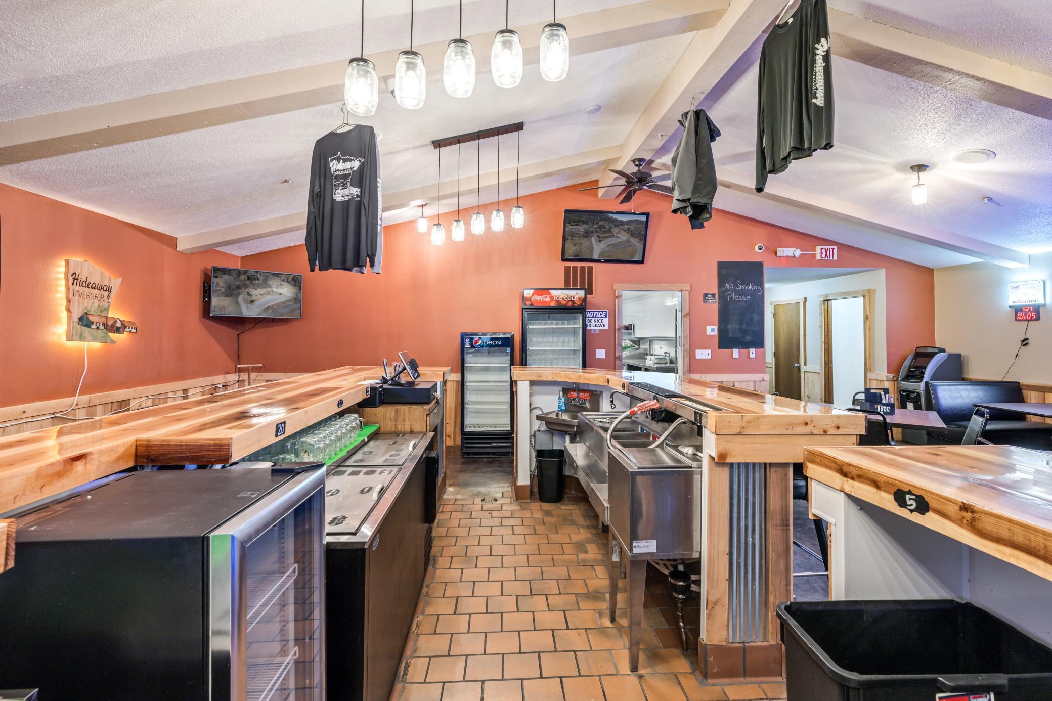 401 Rolling View Dr (12).jpg