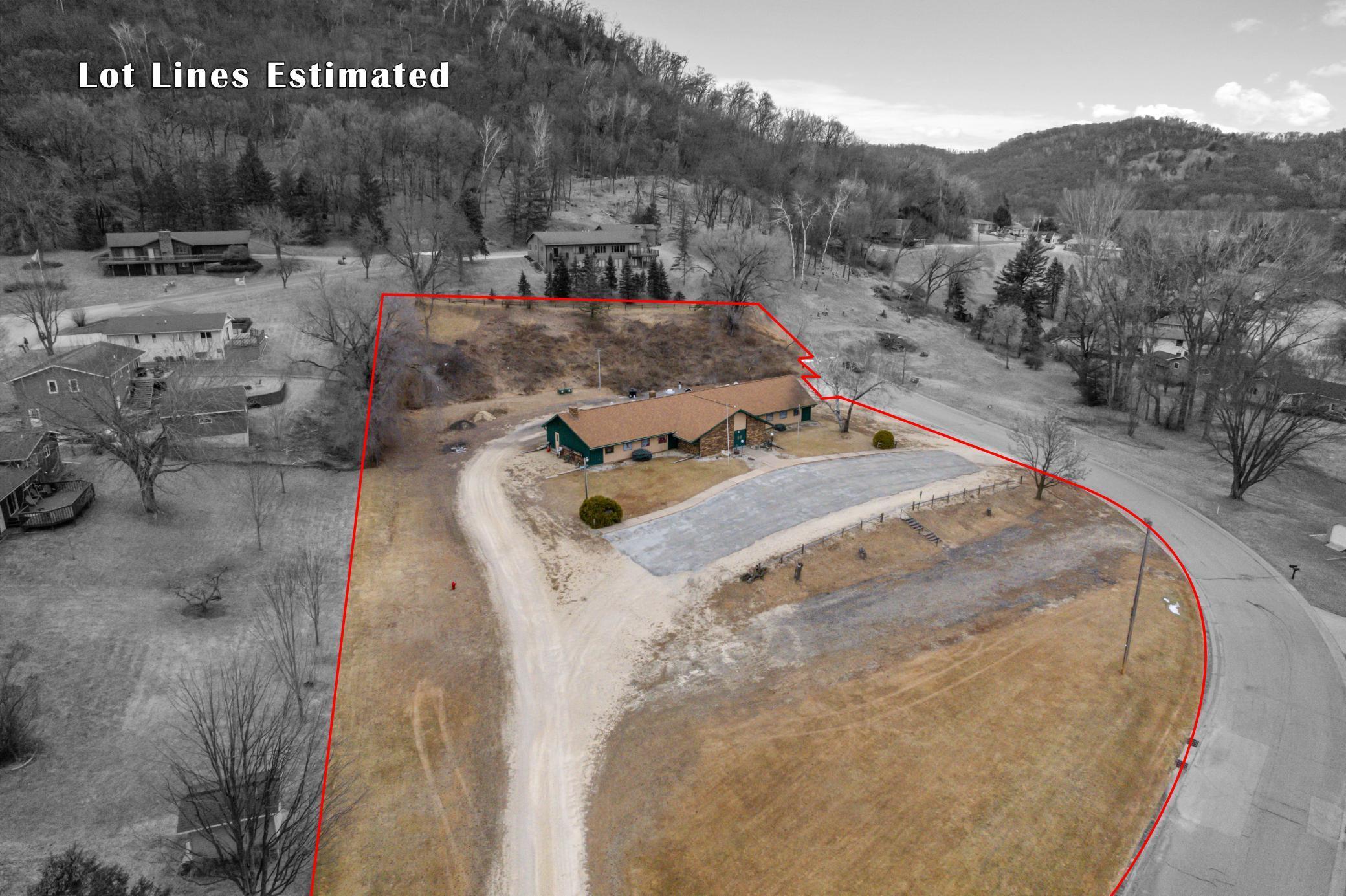 401 Rolling View Dr (2L).jpg