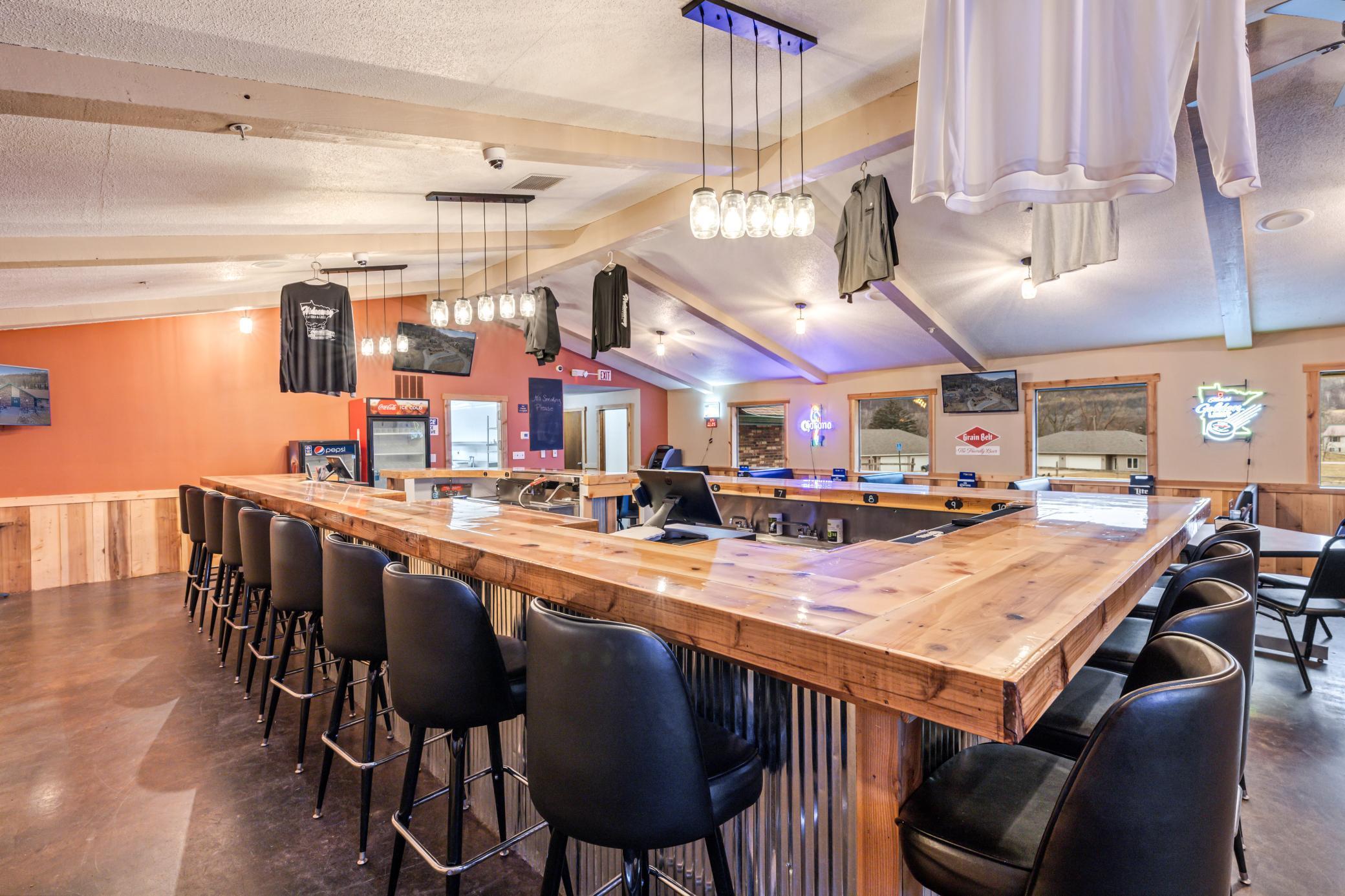 401 Rolling View Dr (10).jpg