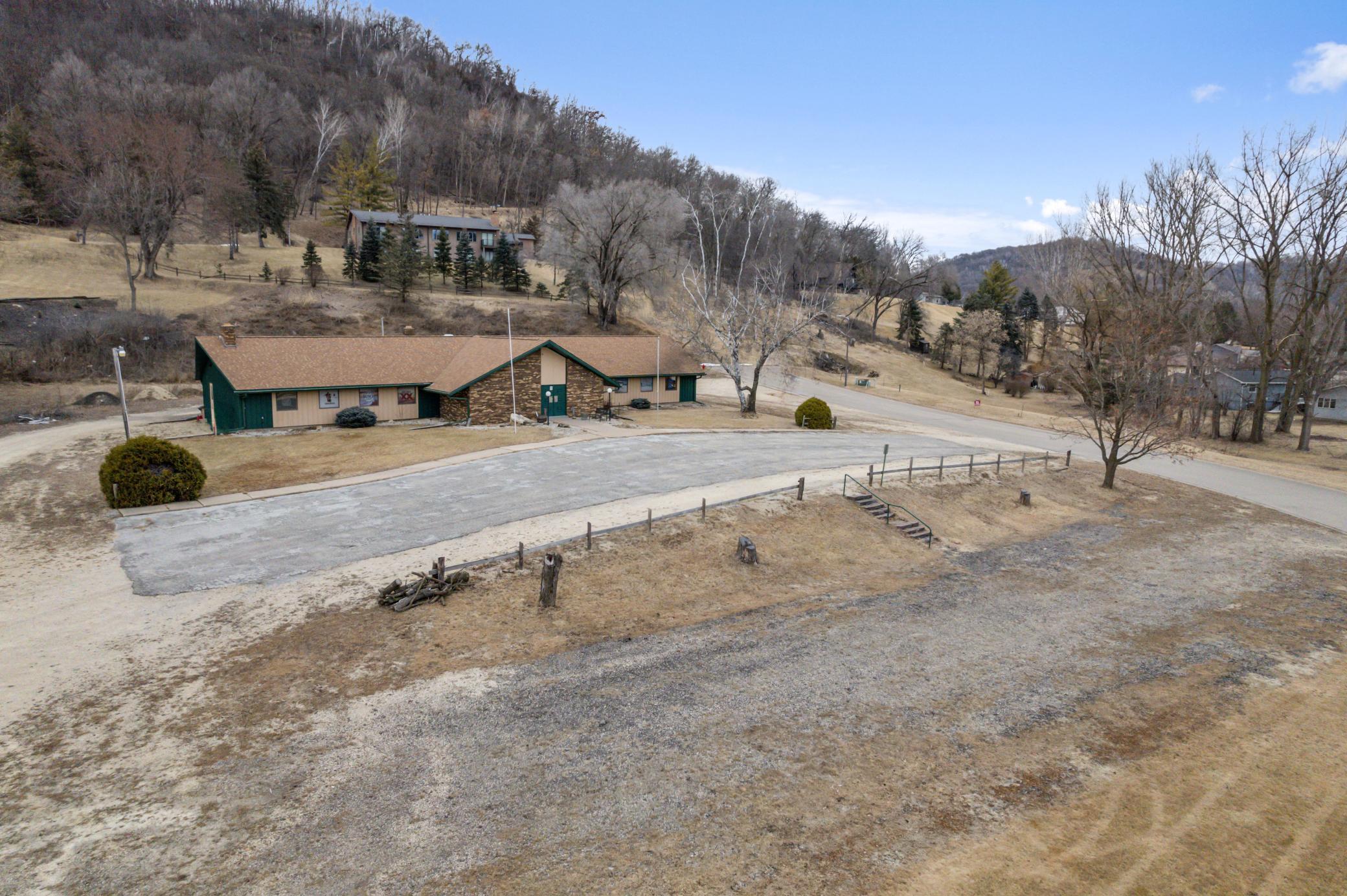 401 Rolling View Dr (26).jpg