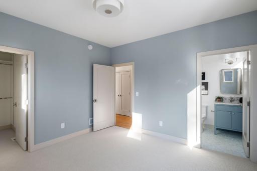 3359 Crystal Bay Road, Wayzata, MN 55391