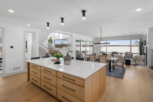3359 Crystal Bay Road, Wayzata, MN 55391