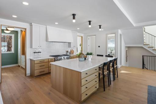 3359 Crystal Bay Road, Wayzata, MN 55391