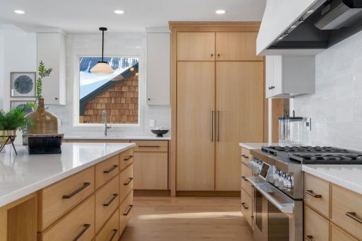 3359 Crystal Bay Road, Wayzata, MN 55391