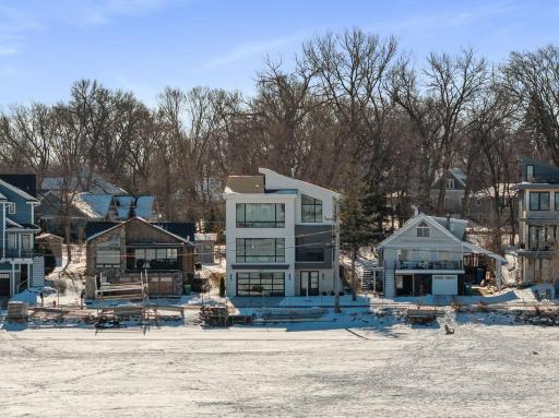 3359 Crystal Bay Road, Wayzata, MN 55391