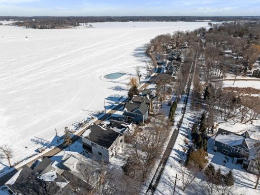 3359 Crystal Bay Road, Wayzata, MN 55391