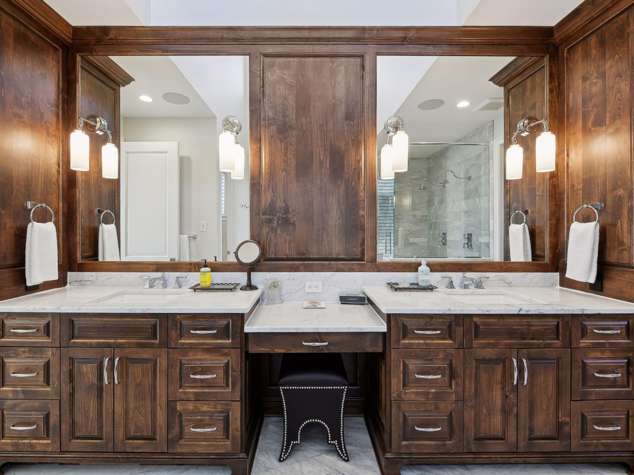 Function meets form in this gorgeous private bath