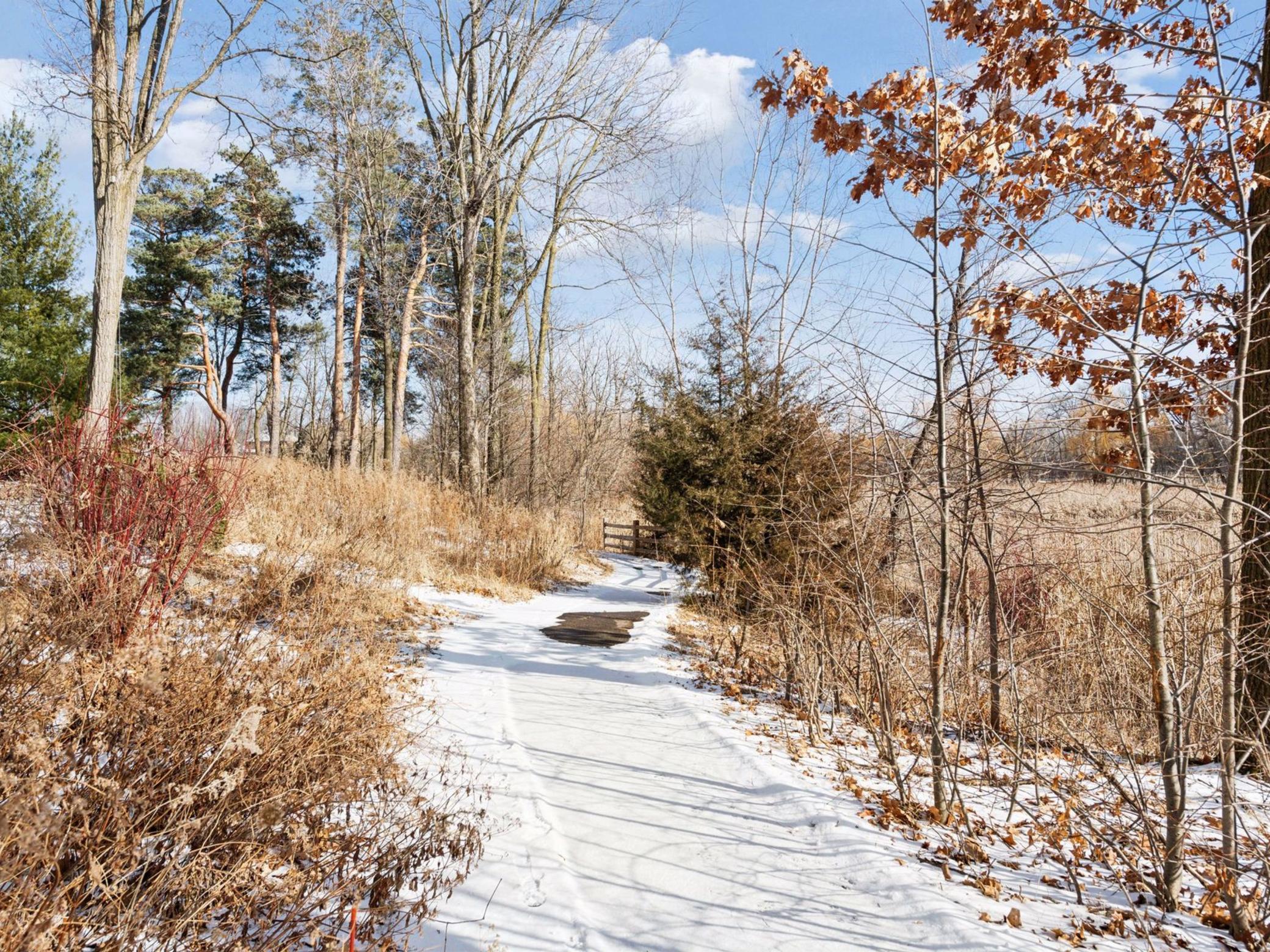 Take a stroll and enjoy your picturesque lifestyle