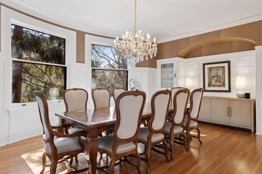 1700 Dupont Avenue S, Minneapolis, MN 55403