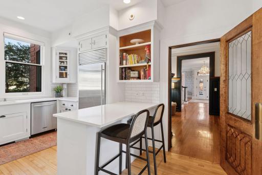 1700 Dupont Avenue S, Minneapolis, MN 55403