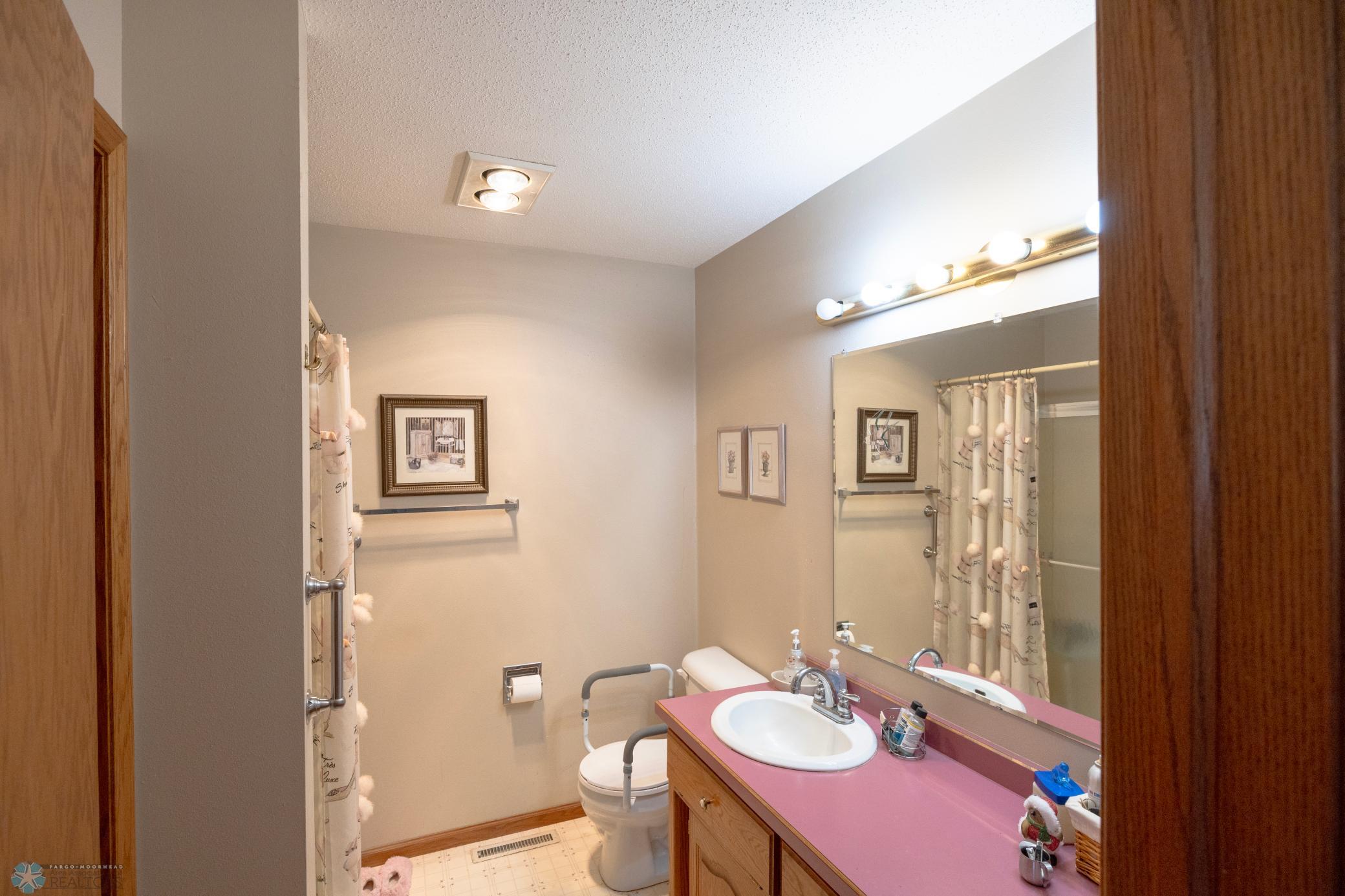 Primary 3/4 Bathroom