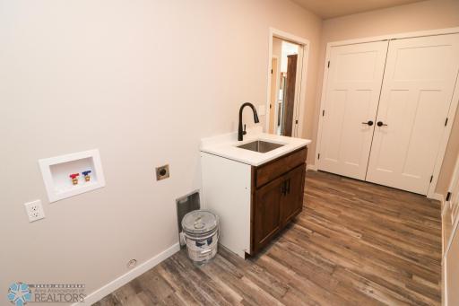 1398 Prairie Lane, Wahpeton, ND 58075