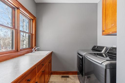 37-web-or-mls-7521 163rd Ave NW-37.jpg