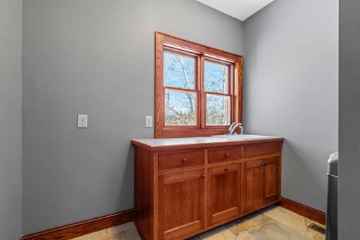 36-web-or-mls-7521 163rd Ave NW-36.jpg