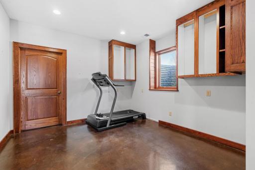 59-web-or-mls-7521 163rd Ave NW-59.jpg