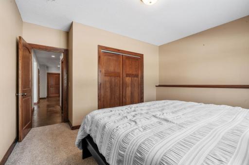 62-web-or-mls-7521 163rd Ave NW-62.jpg