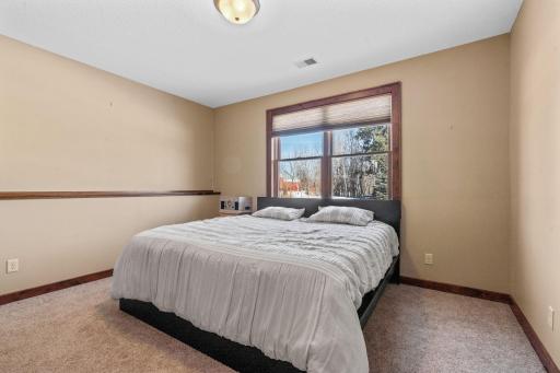 61-web-or-mls-7521 163rd Ave NW-61.jpg