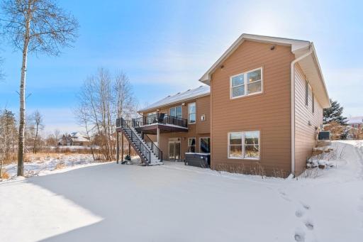 5-web-or-mls-7521 163rd Ave NW-5.jpg