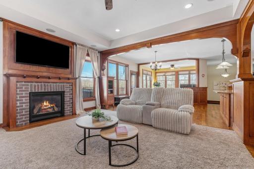 21-web-or-mls-7521 163rd Ave NW-21.jpg