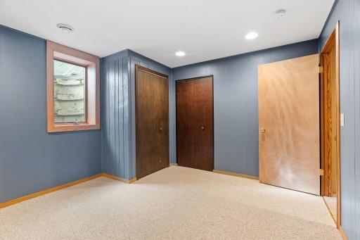 10240 Clinton Avenue S, Bloomington, MN 55420