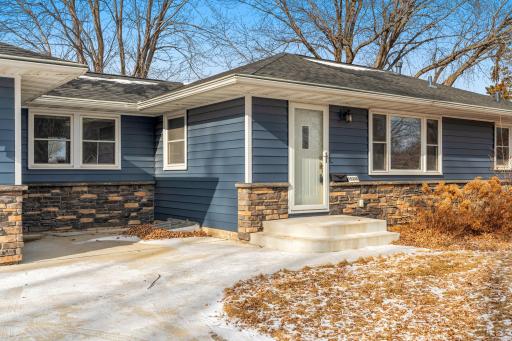 10240 Clinton Avenue S, Bloomington, MN 55420
