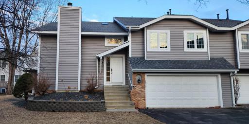 2830 Riverwood Lane NW, Rochester, MN 55901