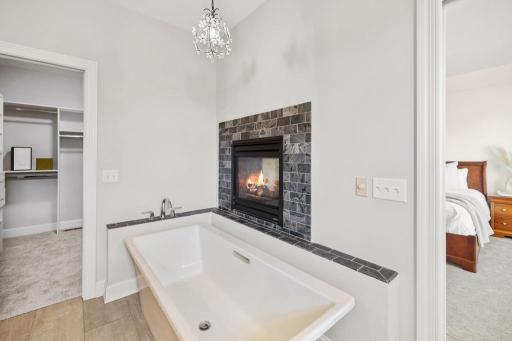 11647 58th Street N, Lake Elmo, MN 55042