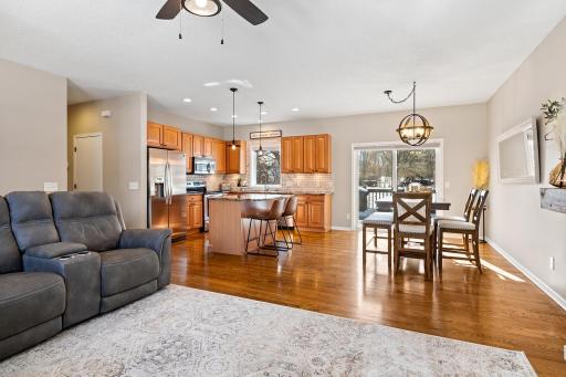 14316 Park Avenue S, Burnsville, MN 55337