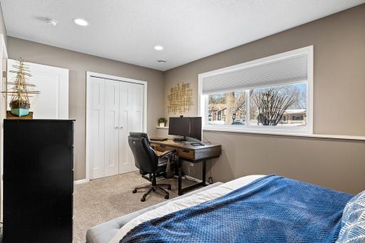 14316 Park Avenue S, Burnsville, MN 55337