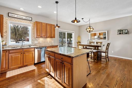 14316 Park Avenue S, Burnsville, MN 55337