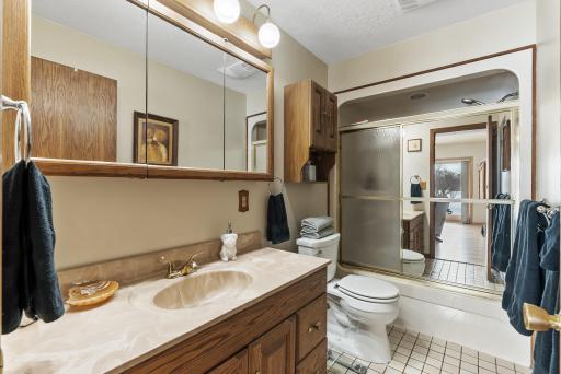 10101 180th Street N, Hugo, MN 55038