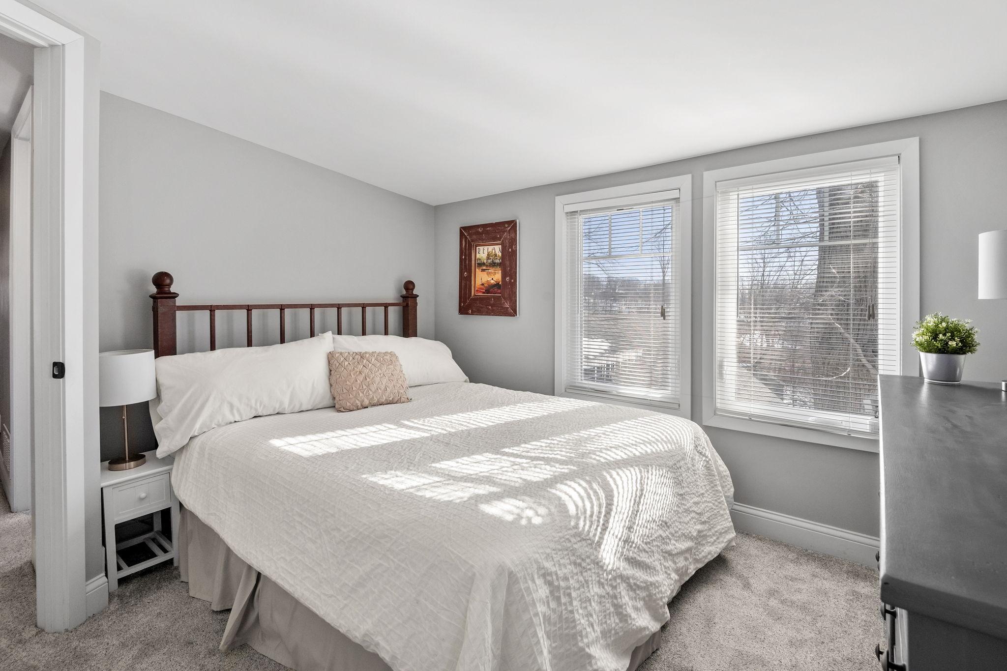 50-web-or-mls-5168 Tuxedo Blvd Interiors -20.jpg