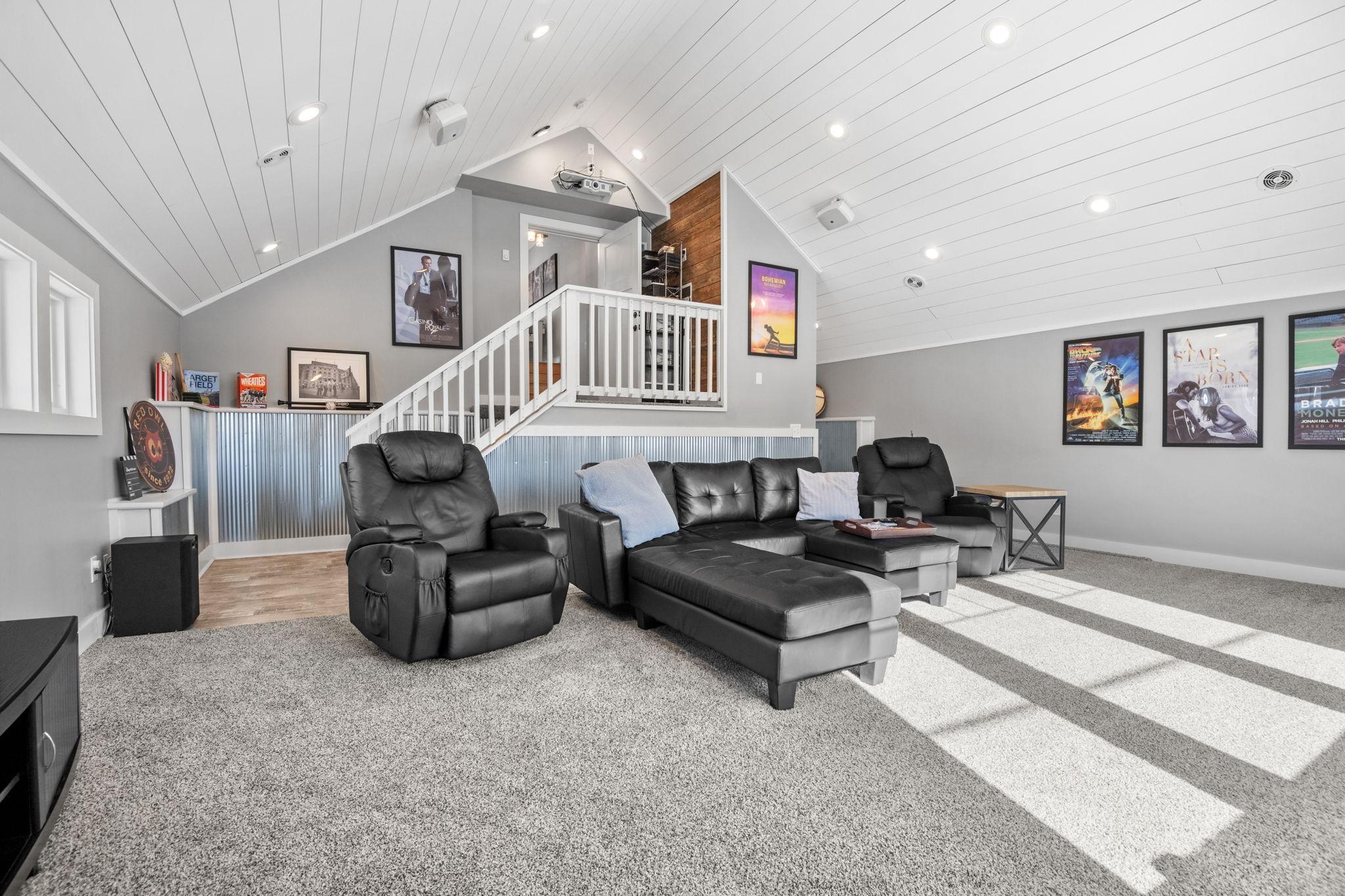 60-web-or-mls-5168 Tuxedo Blvd Interiors -30.jpg