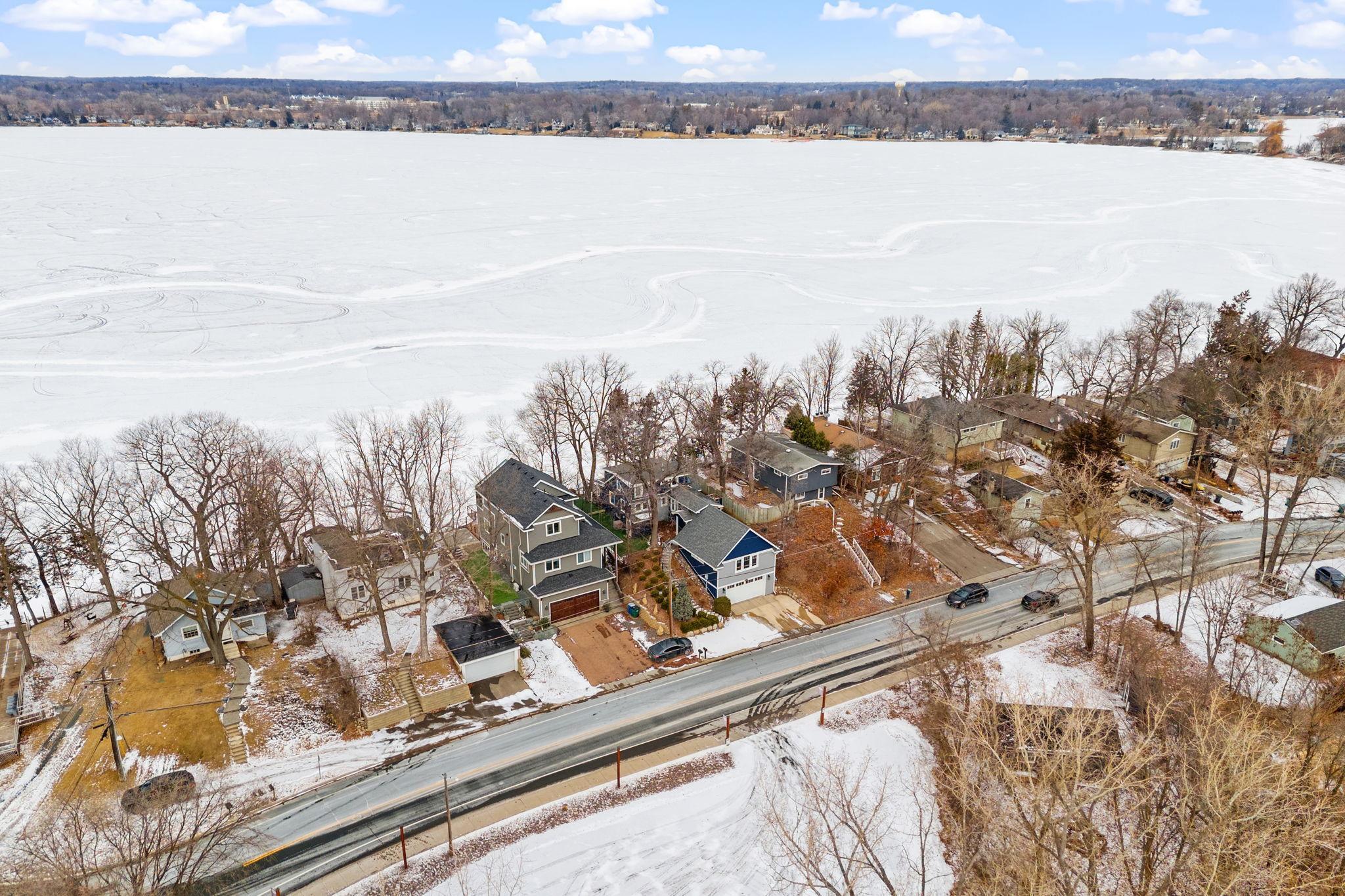 88-web-or-mls-19-print-5168 Tuxedo Blvd-19.jpg
