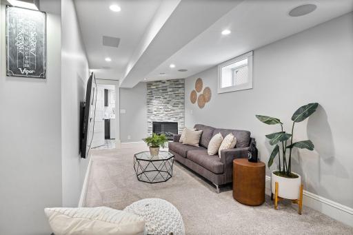 3932 Oakland Avenue S, Minneapolis, MN 55407