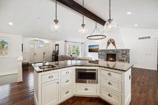 2650 Fox Street, Wayzata, MN 55391