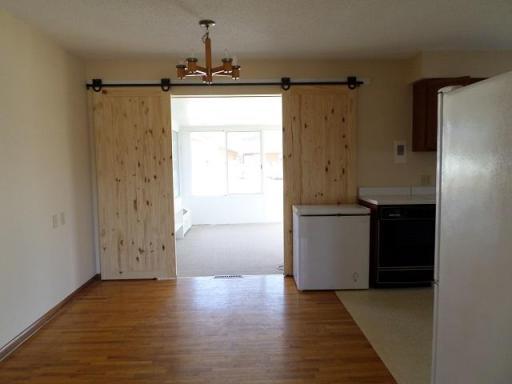 436 Maple Avenue S, Thief River Falls, MN 56701