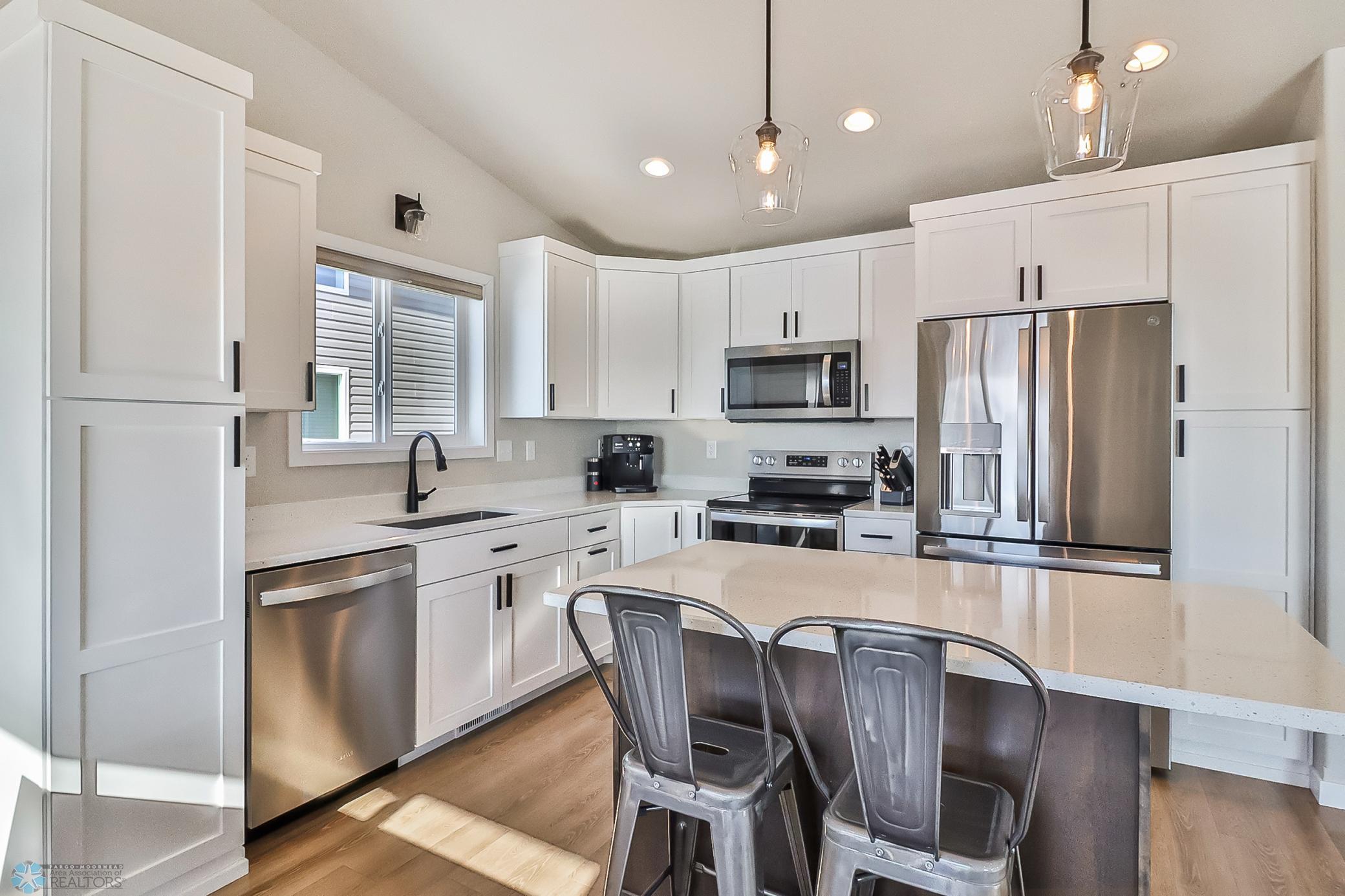 Kitchen1_1.jpg