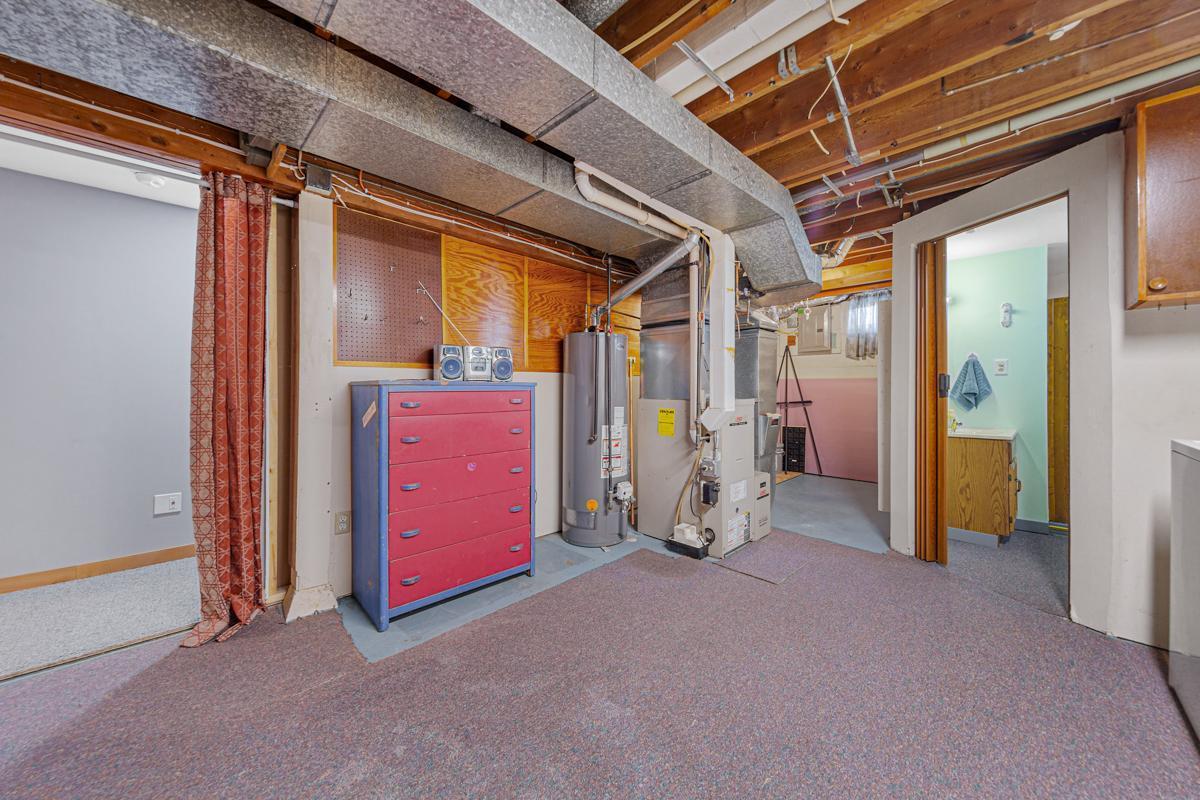 45 Utility_lower.jpg