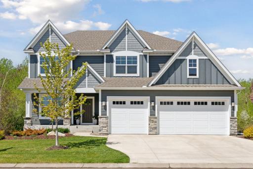 Private backyard, upgraded finishes with real hardwood floors, marble island countertops, and more! Move-in ready, plus near club house and pool.