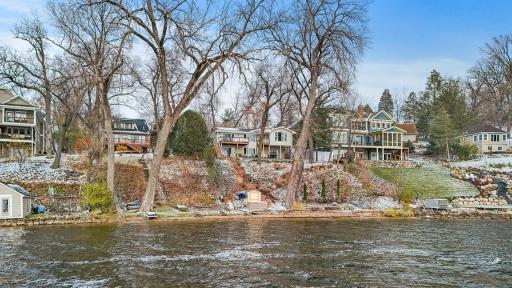 See the height of neighboring homes? Build up?