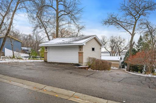 Upper 2 stall garage, toy storage! Space on side for a boat as well