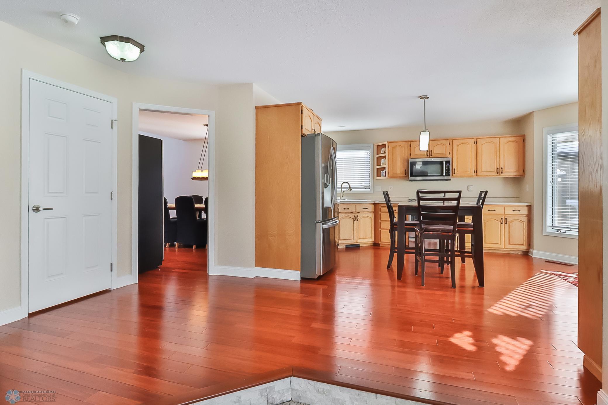 Kitchen1_1.jpg