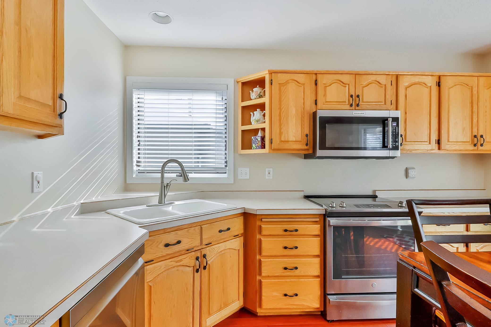 Kitchen1_6.jpg