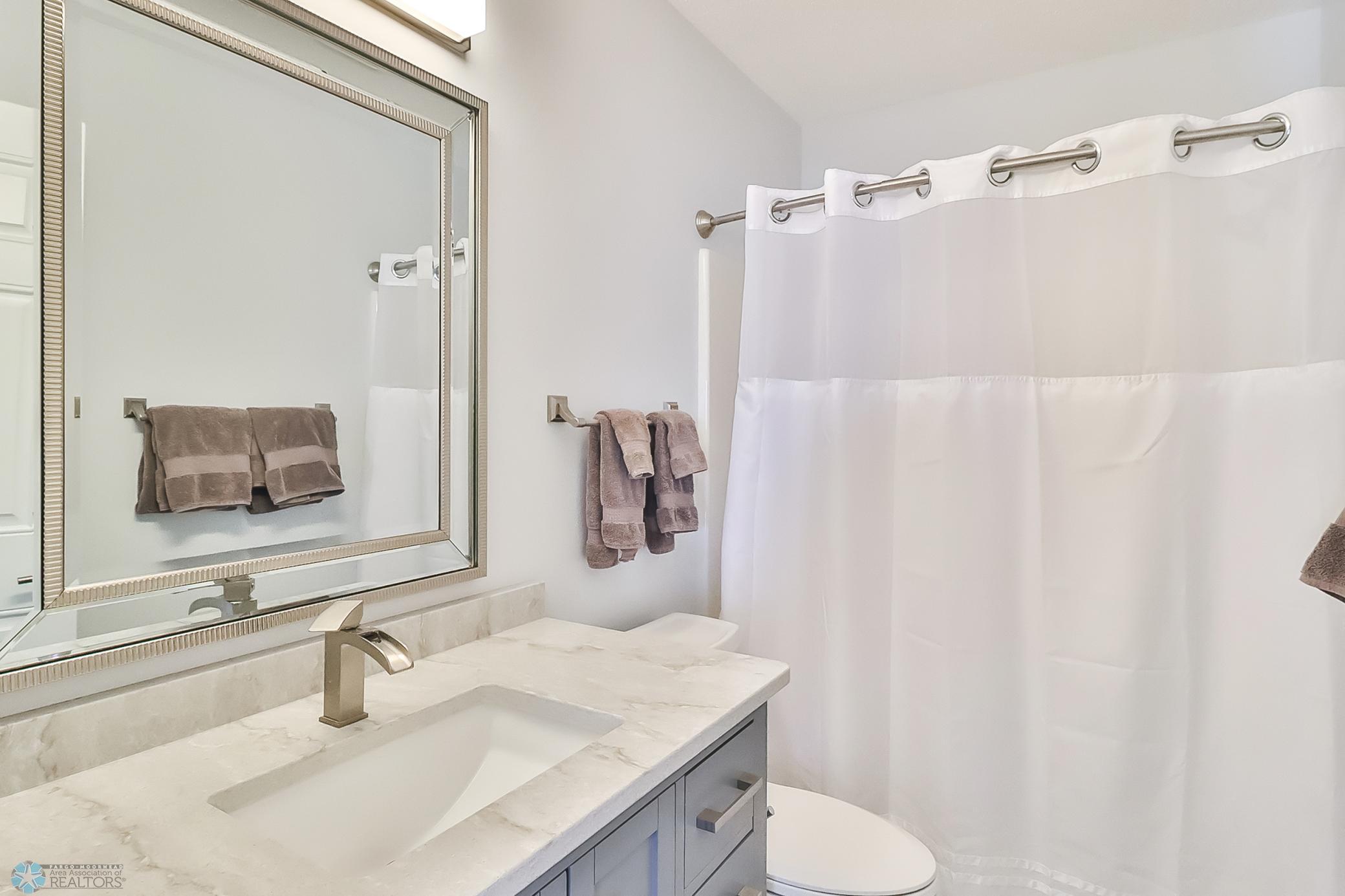 Upstairs Bathroom1_1.jpg