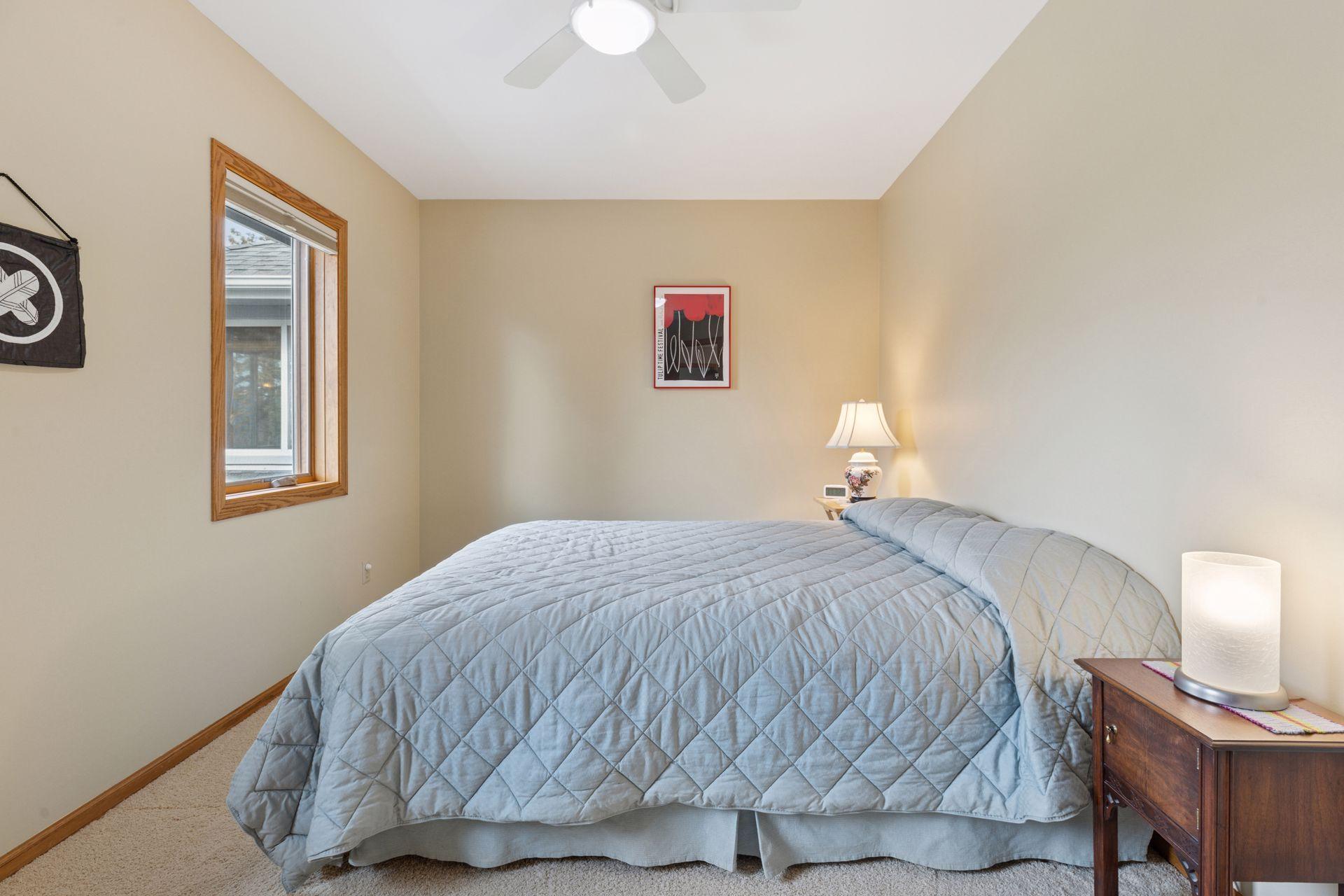 Upper level, bedroom 2