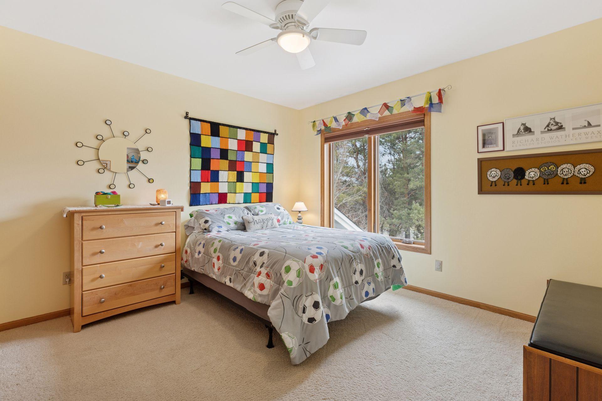Upper level, bedroom 3